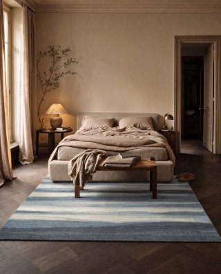 calisia_elidu_light-blue en situation